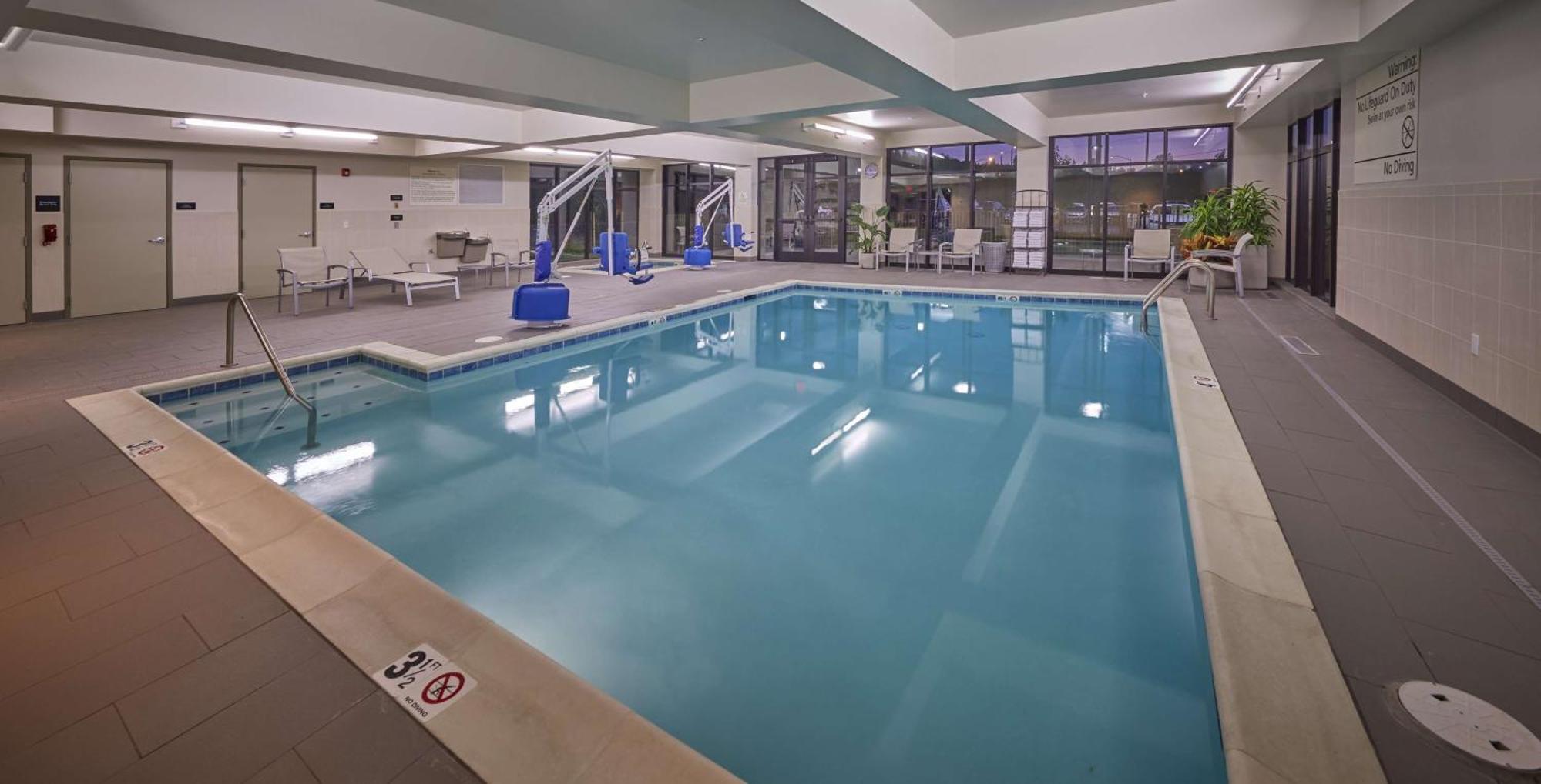 Hampton Inn & Suites Hood River Extérieur photo