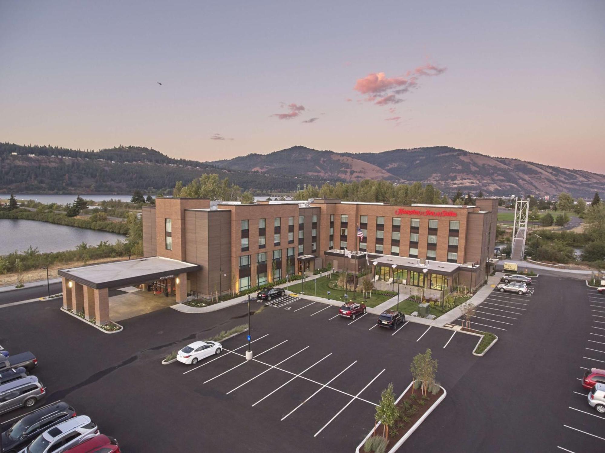 Hampton Inn & Suites Hood River Extérieur photo